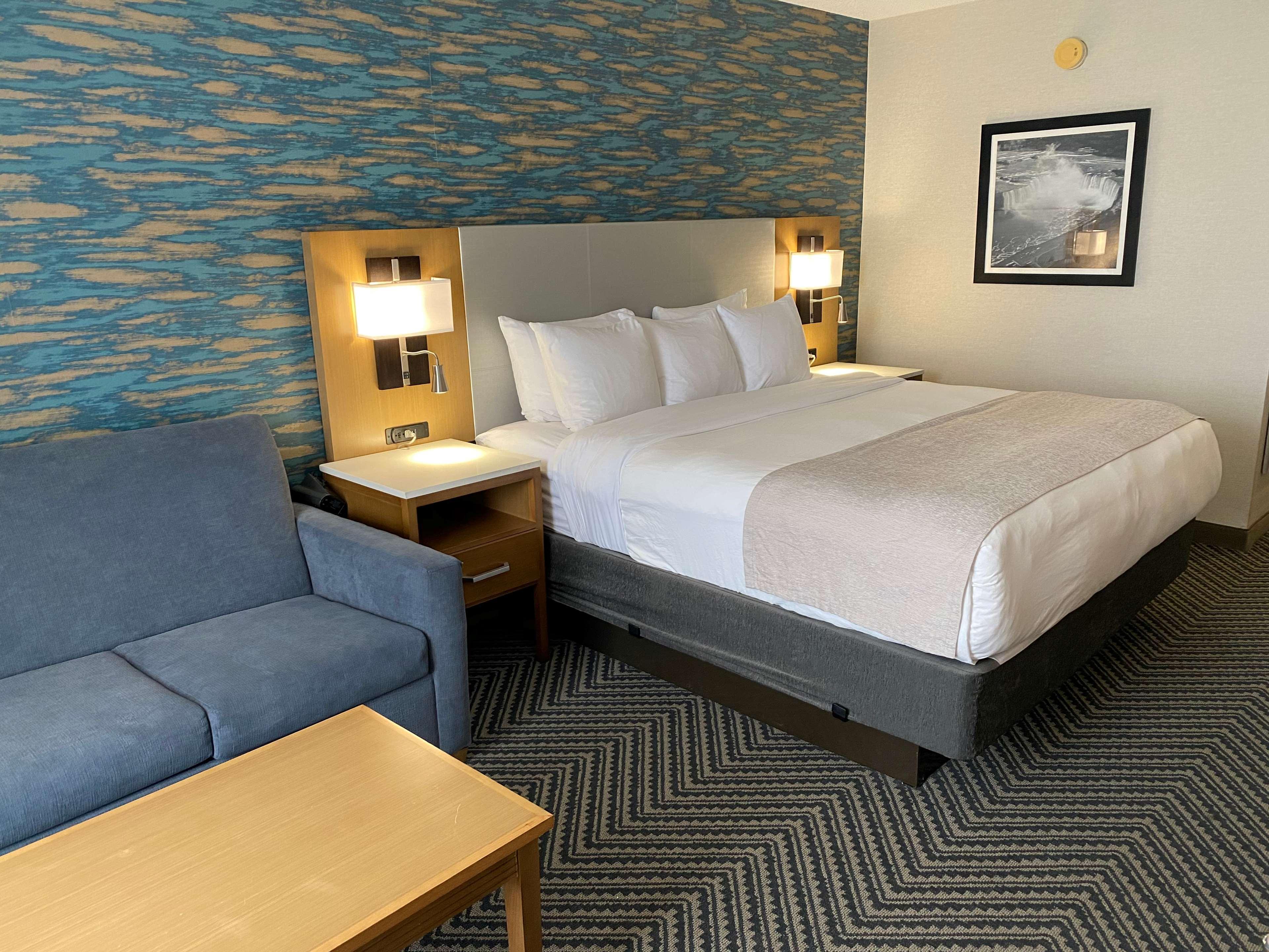 Radisson Hotel Niagara Falls-Grand Island Exterior photo
