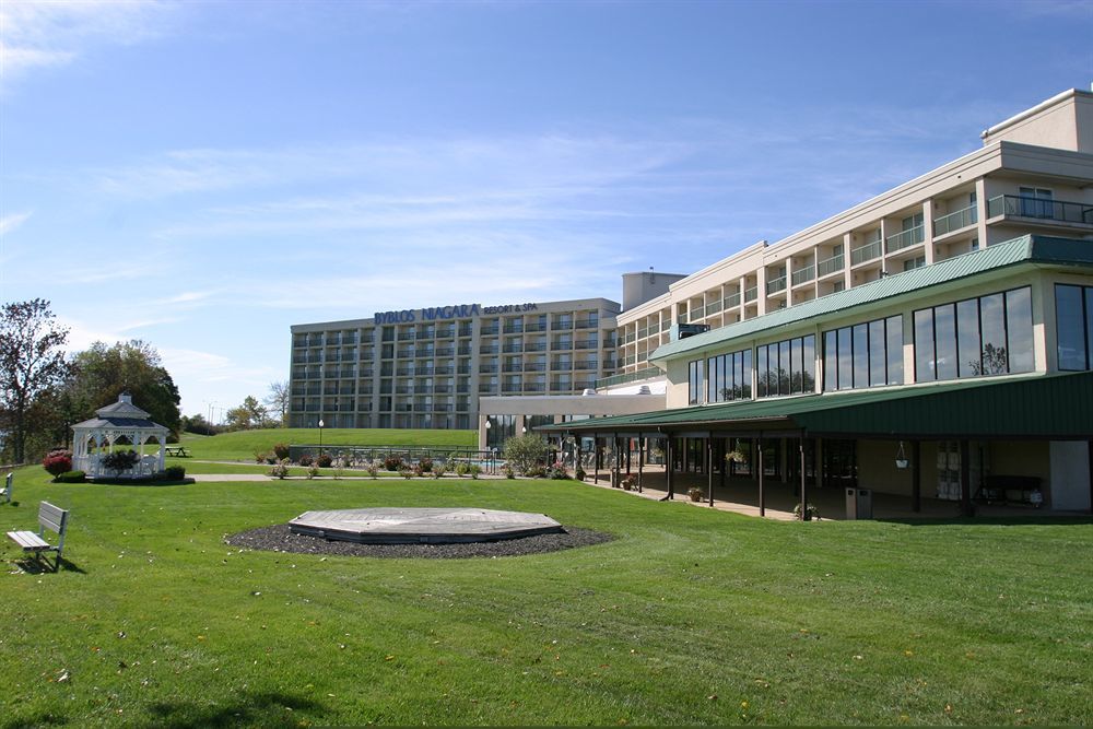 Radisson Hotel Niagara Falls-Grand Island Exterior photo