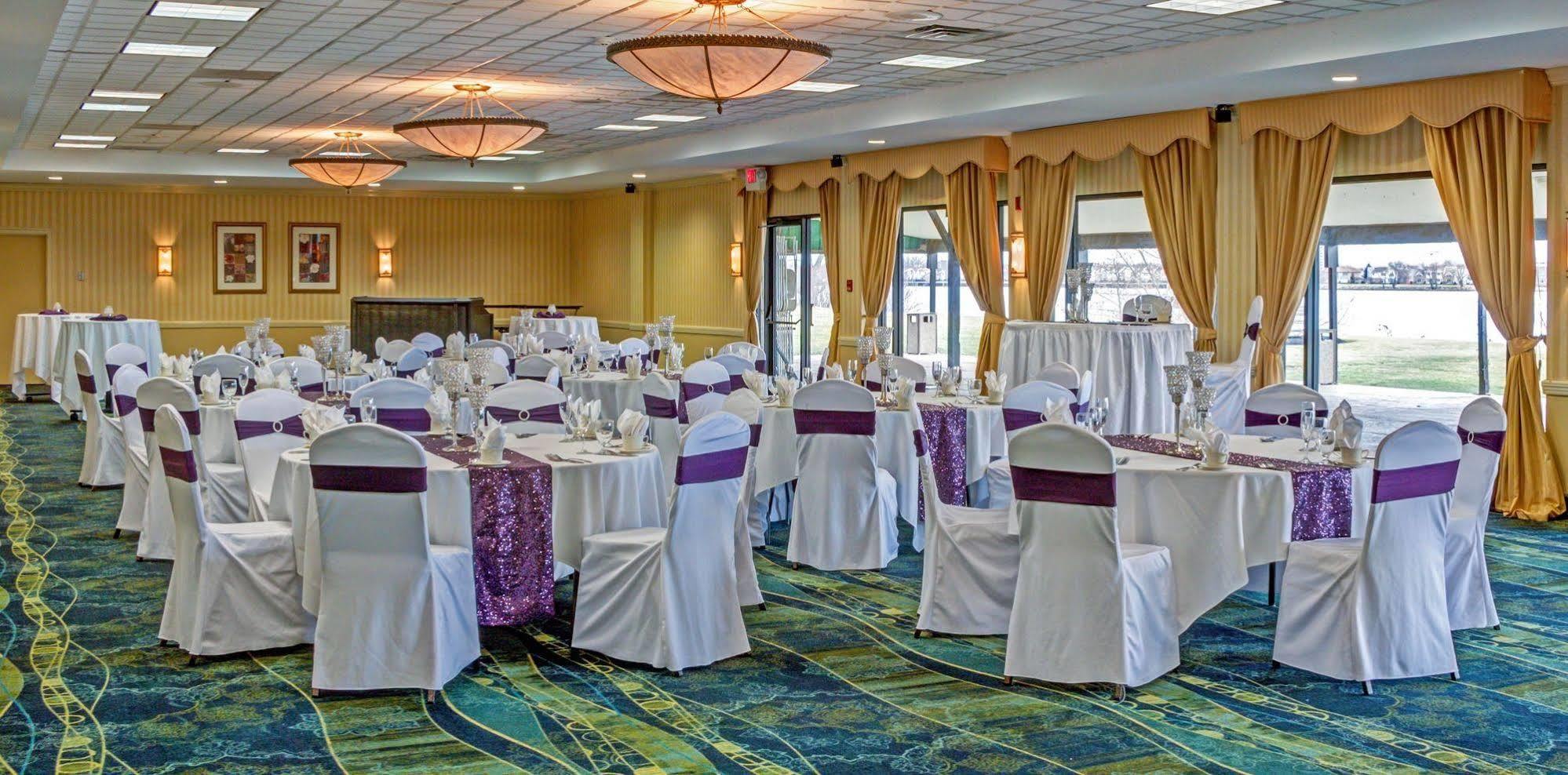 Radisson Hotel Niagara Falls-Grand Island Exterior photo